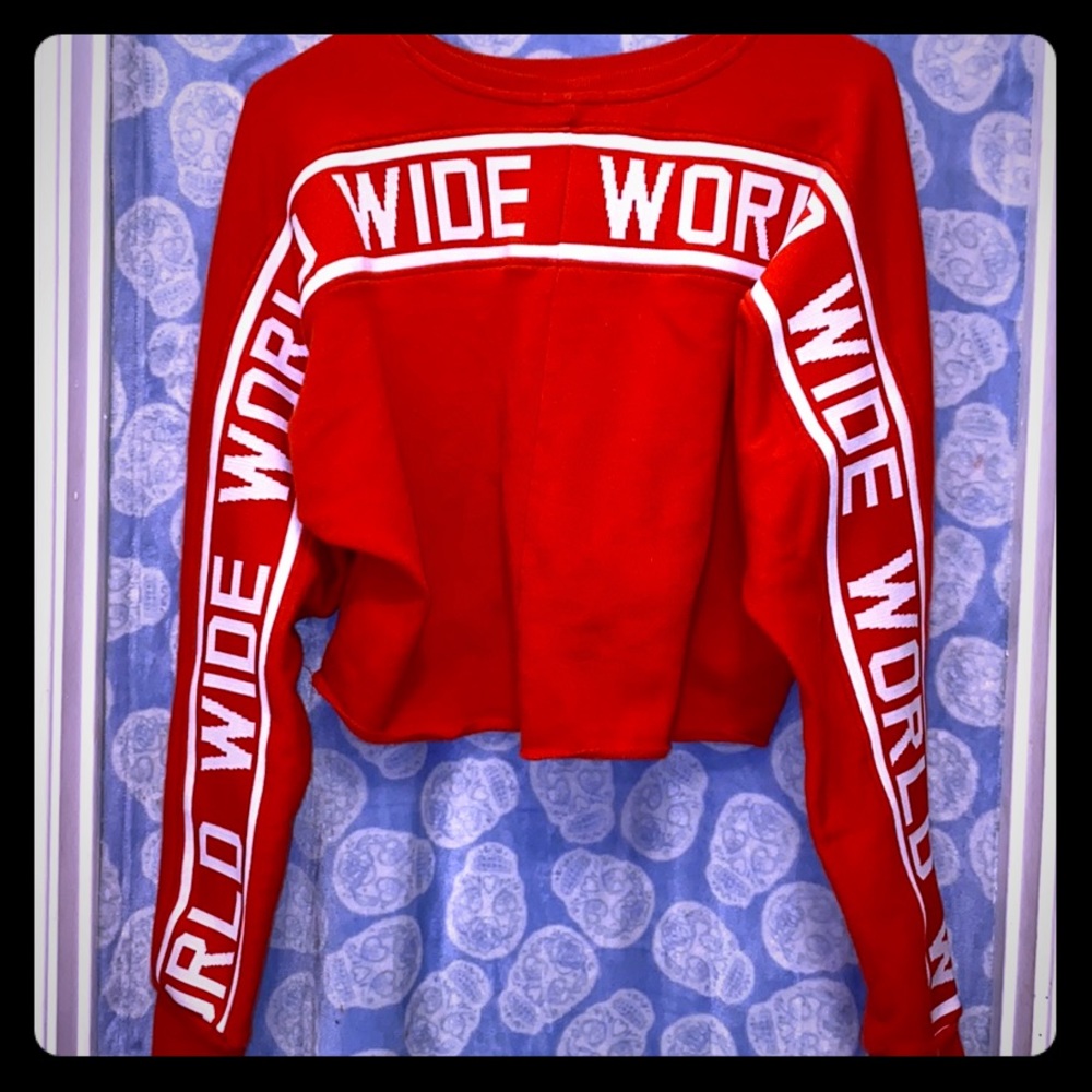 forever21 red worldwide crop sweat